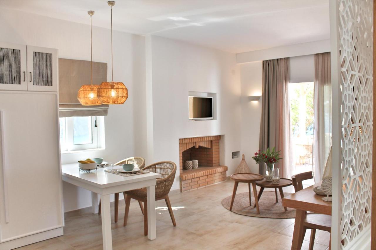 Akropolis Village Complex Of Luxury Kyra Panagia