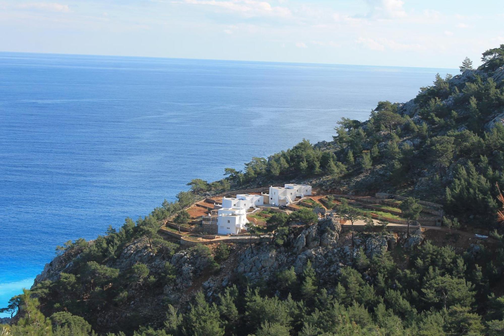 Akropolis Village Complex Of Luxury *